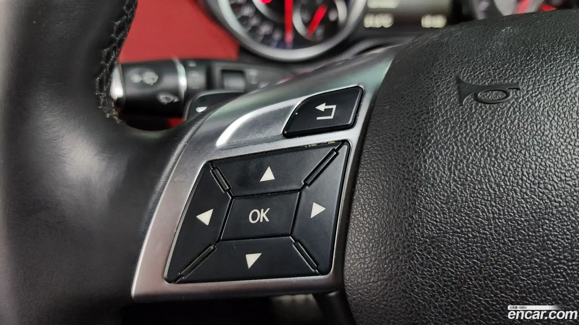 G-Class Mercedes-Benz 2016.7-OPTION-020