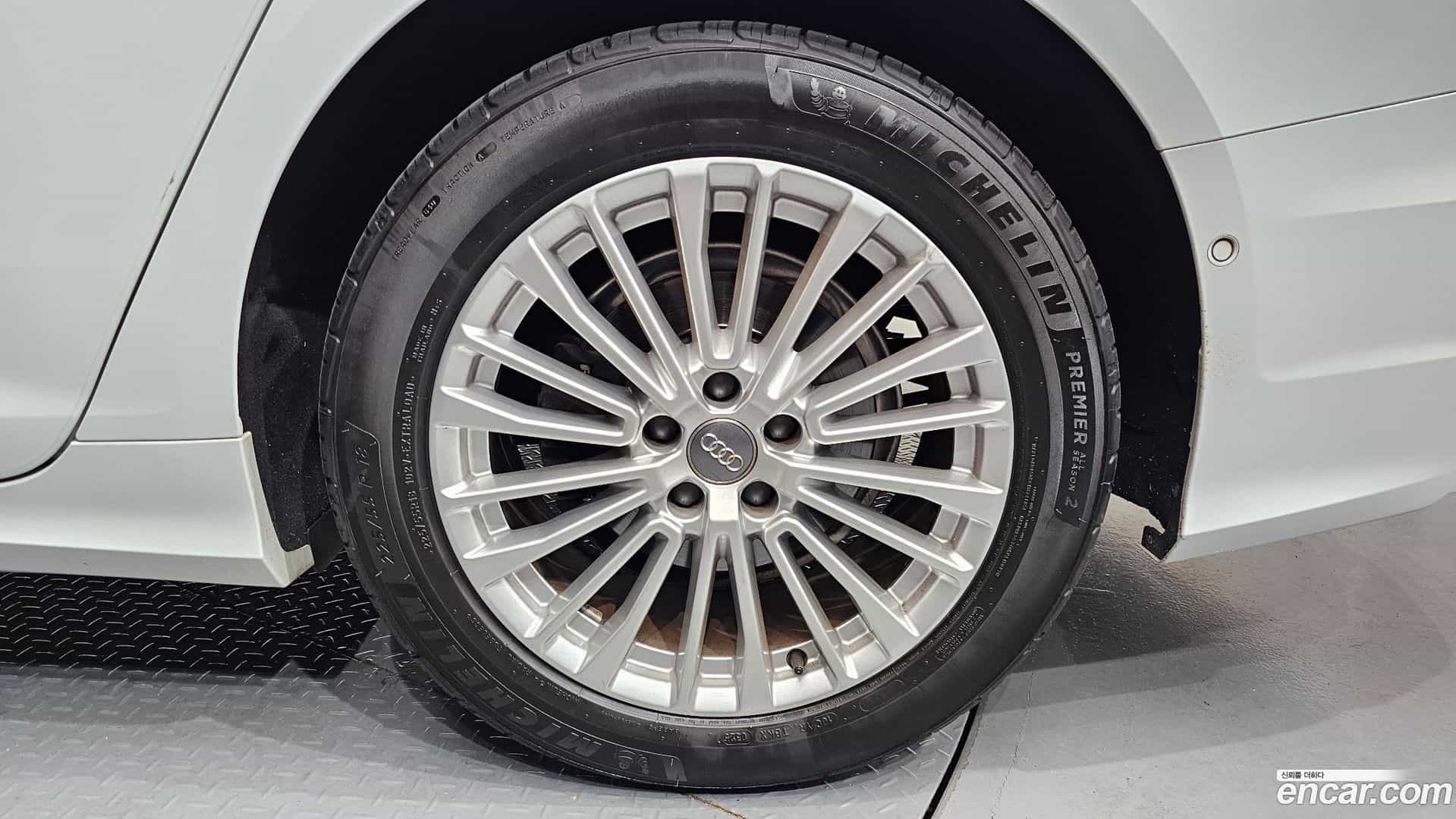 A6 Audi 2020.10-OUTER-031
