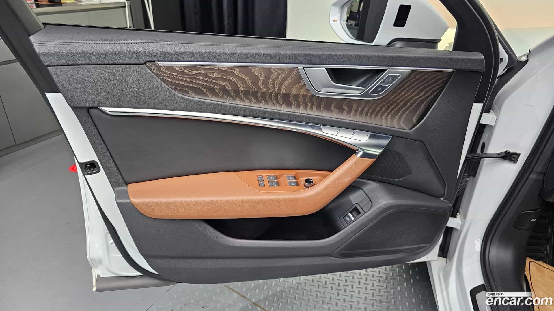 A6 Audi 2020.10-INNER-034