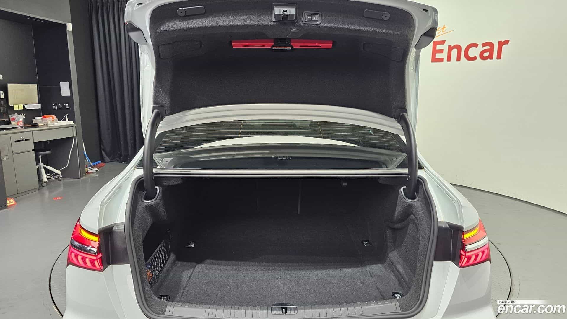 A6 Audi 2020.10-OPTION-044