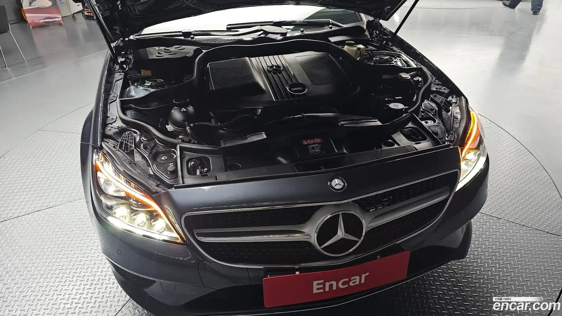 CLS-Class Mercedes-Benz 2015.10-OUTER-006