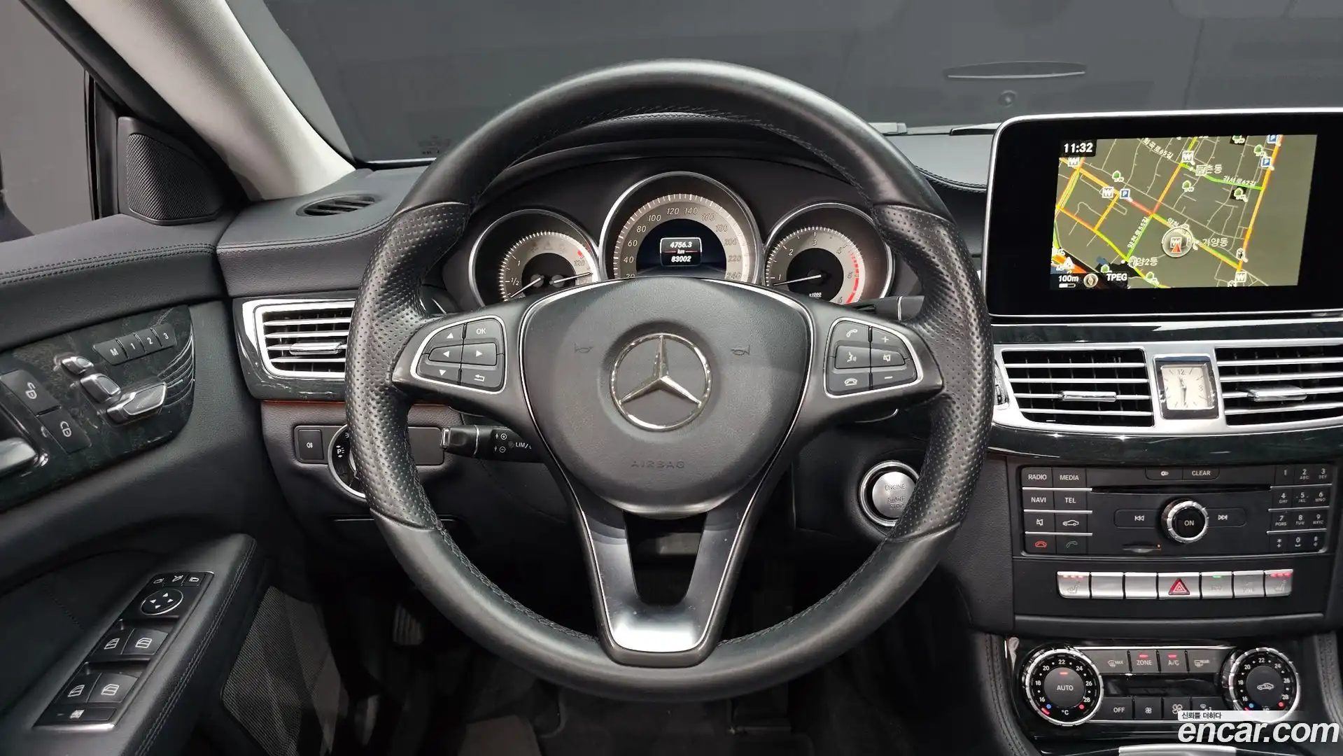 CLS-Class Mercedes-Benz 2015.10-OPTION-017