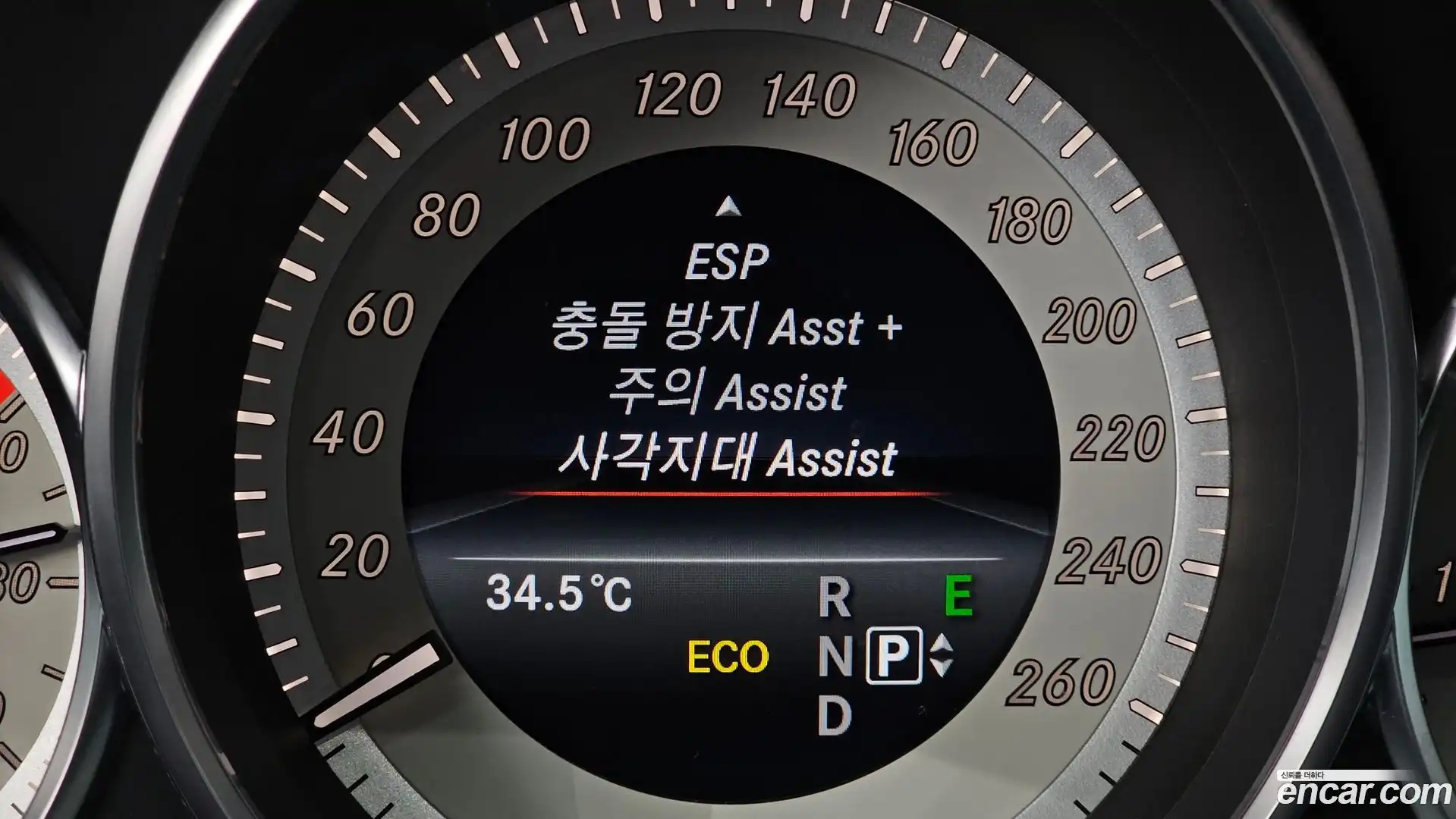 CLS-Class Mercedes-Benz 2015.10-OPTION-020