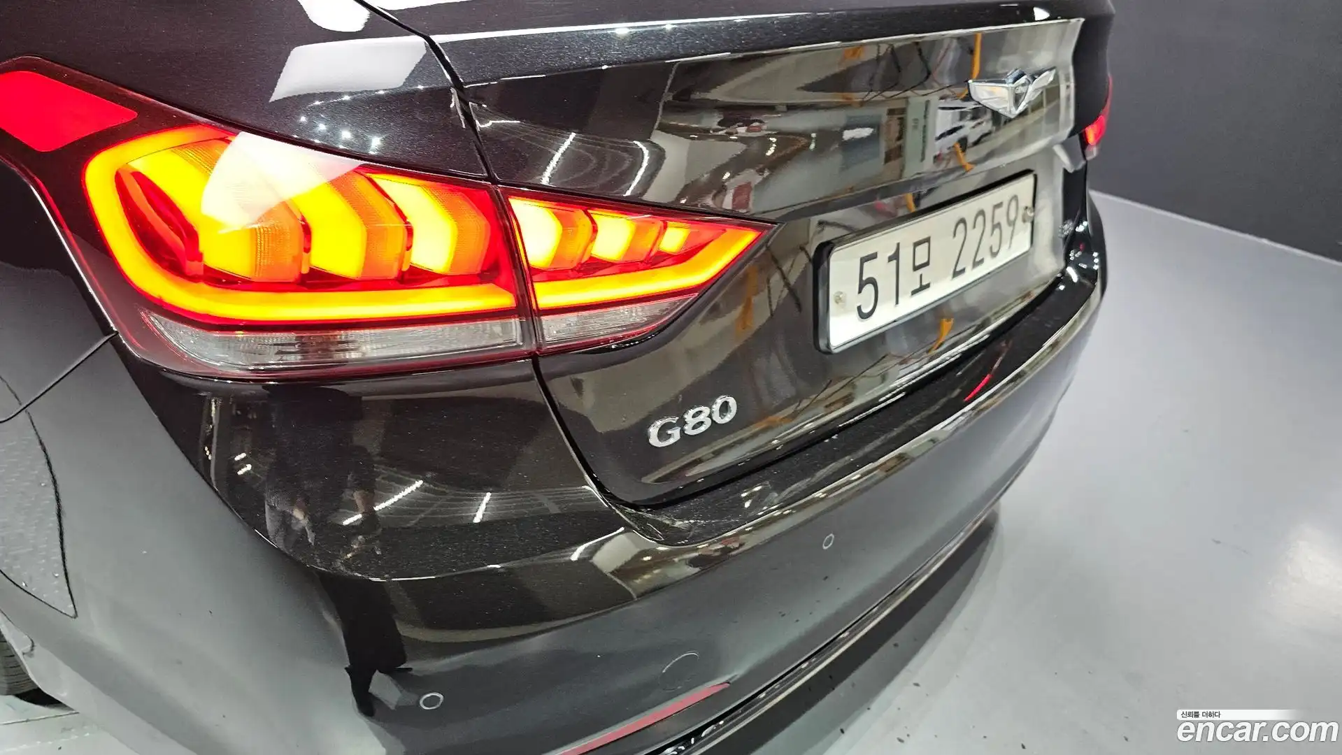 G80 Genesis 2017.7-OUTER-033
