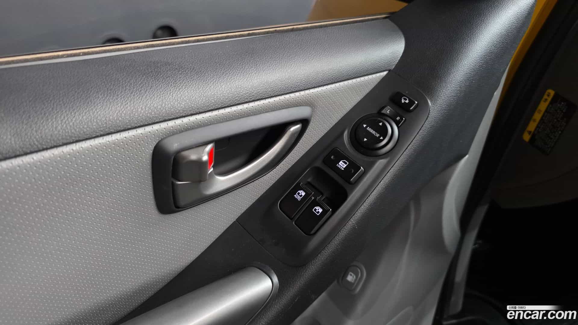 Starex Hyundai 2020.4-OPTION-017