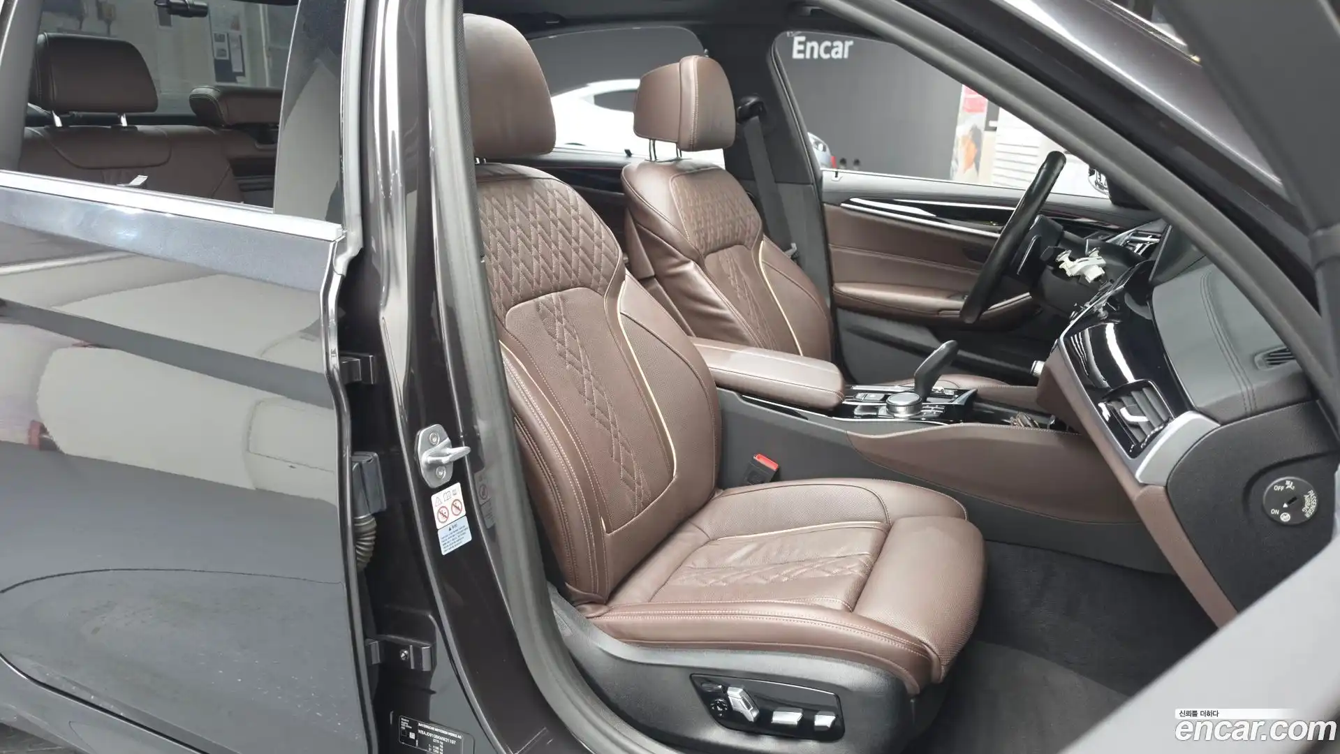 5-Series BMW 2019.3-INNER-036