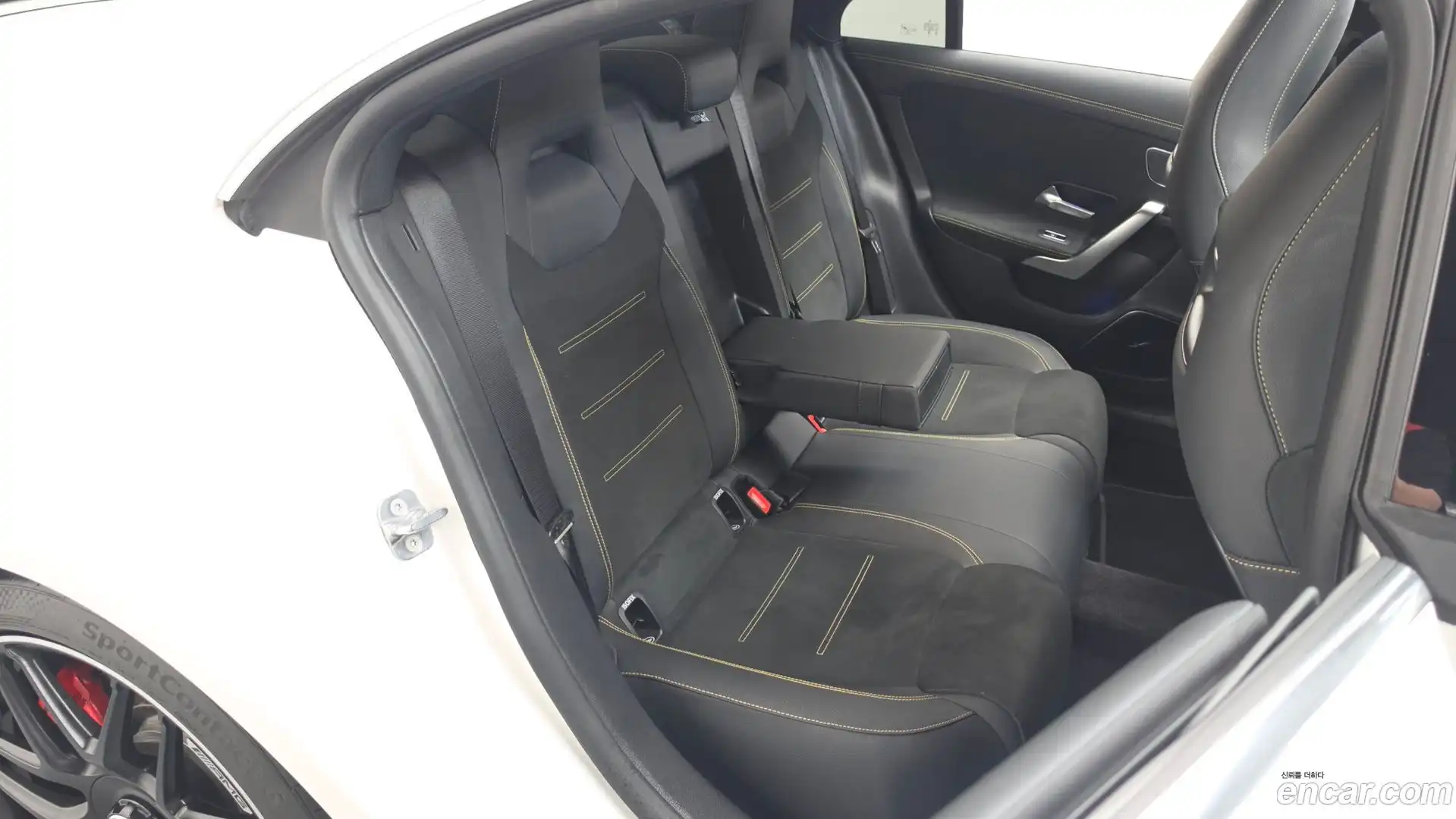 CLA-Class Mercedes-Benz 2025.8-OPTION-016