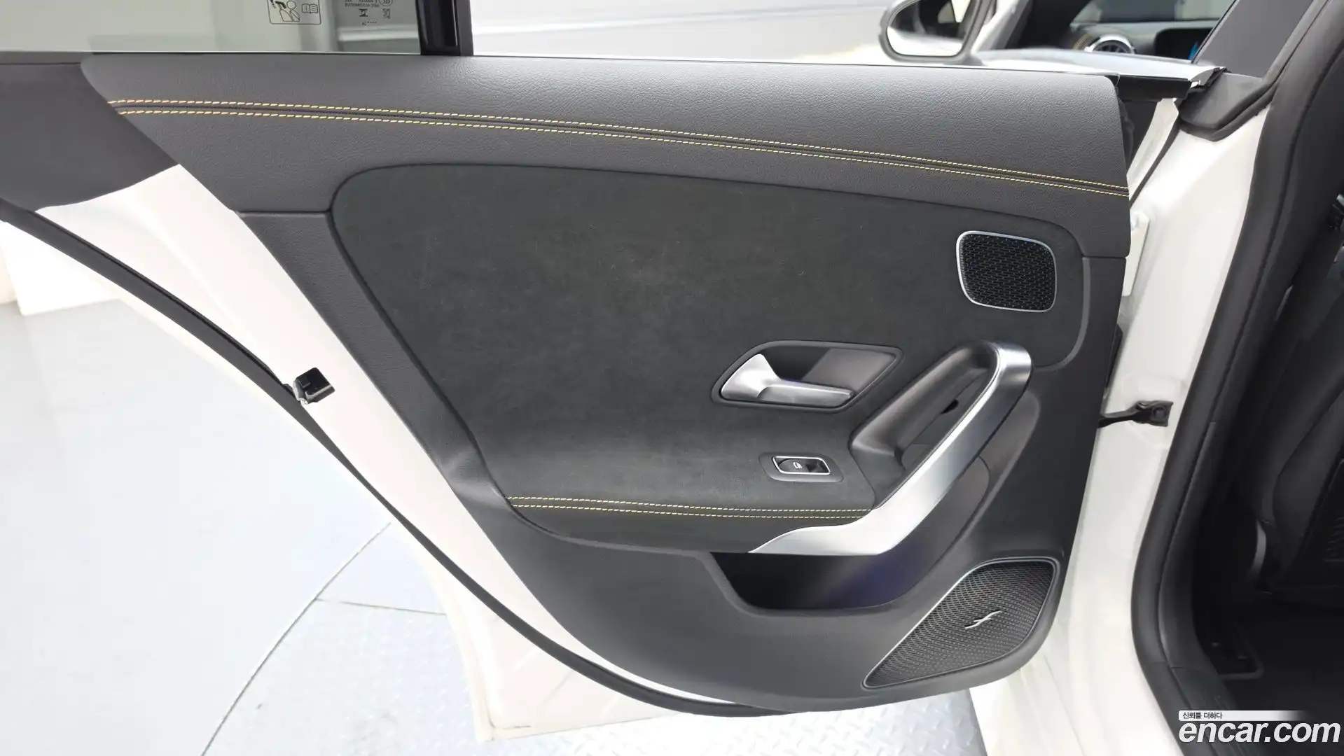 CLA-Class Mercedes-Benz 2025.8-INNER-035