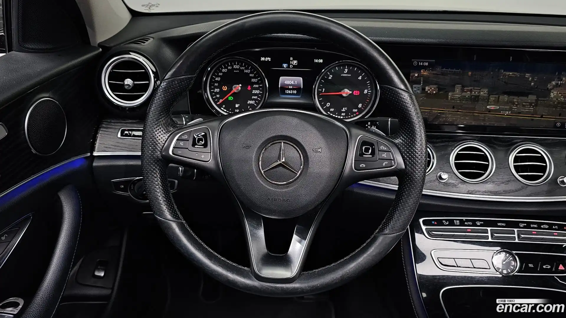 E-Class Mercedes-Benz 2017.11-OPTION-016