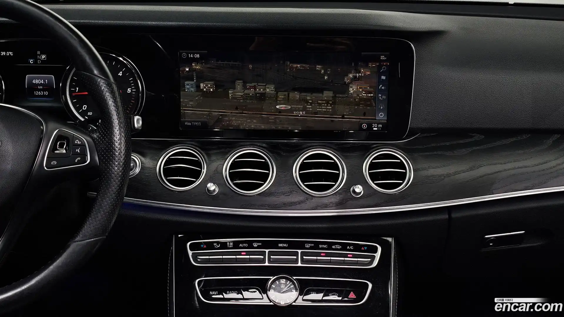 E-Class Mercedes-Benz 2017.11-OPTION-017