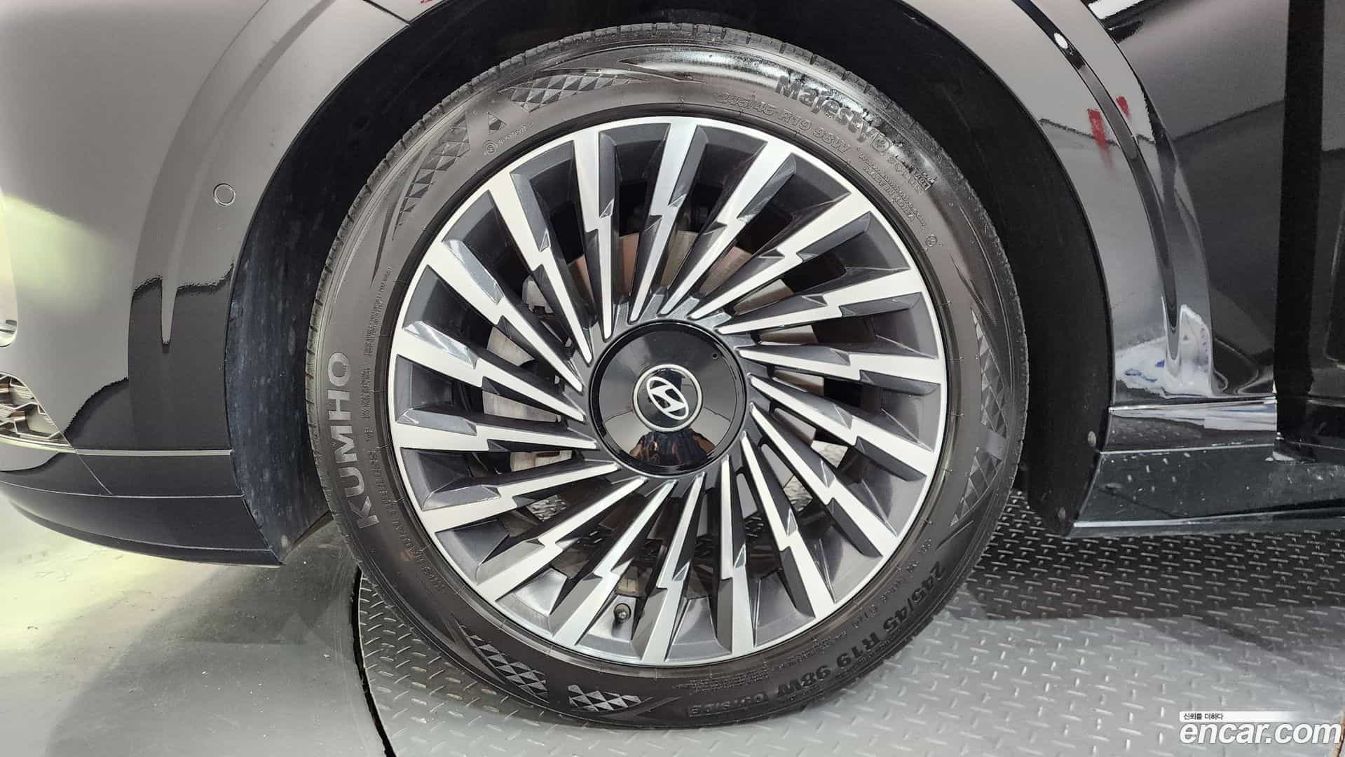 Grandeur Hyundai 2024.4-OUTER-005