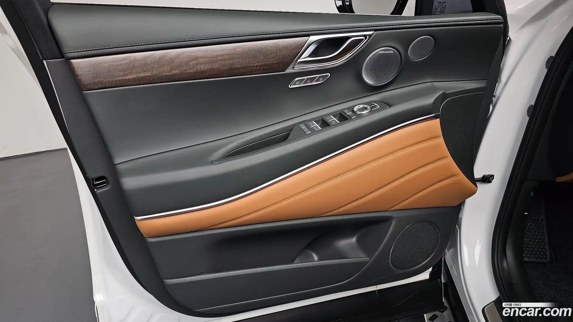 GV80 Genesis 2025.11-INNER-034