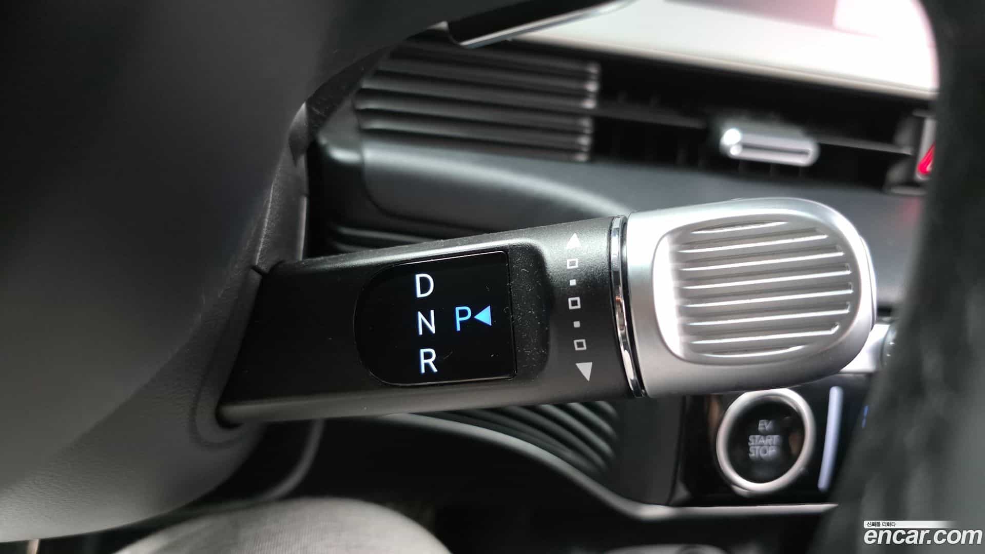 Ioniq5 Hyundai 2022.2-INNER-009