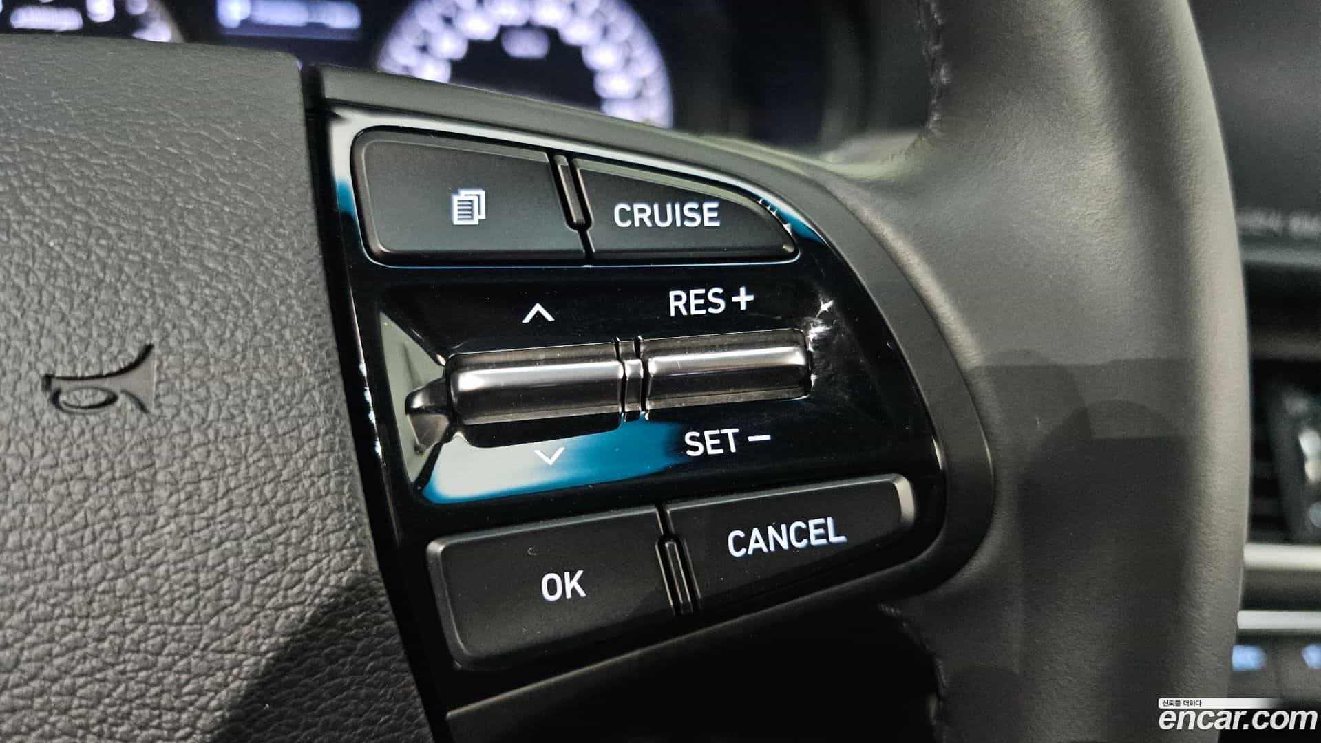 Grandeur Hyundai 2019.4-OPTION-022