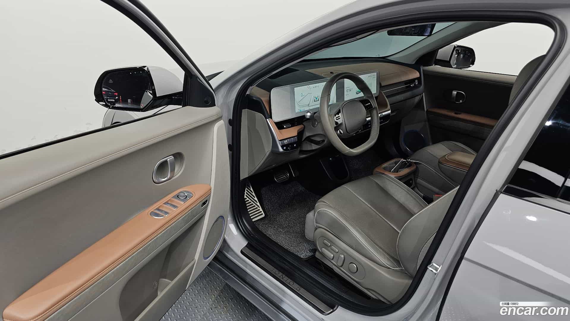 Ioniq5 Hyundai 2022.5-INNER-010