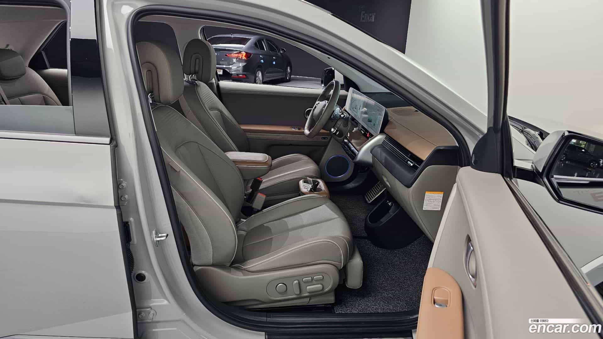 Ioniq5 Hyundai 2022.5-INNER-036