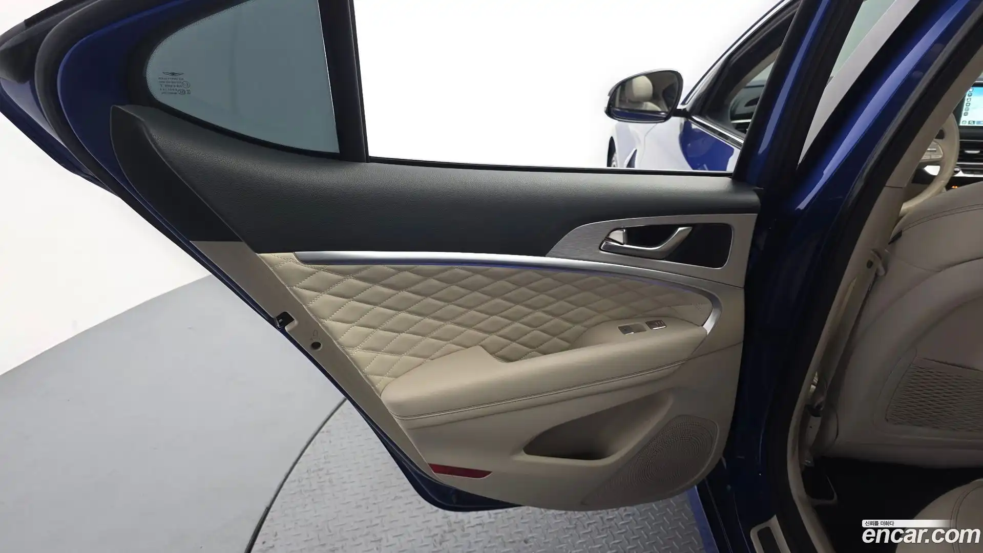 G70 Genesis 2019.4-INNER-035