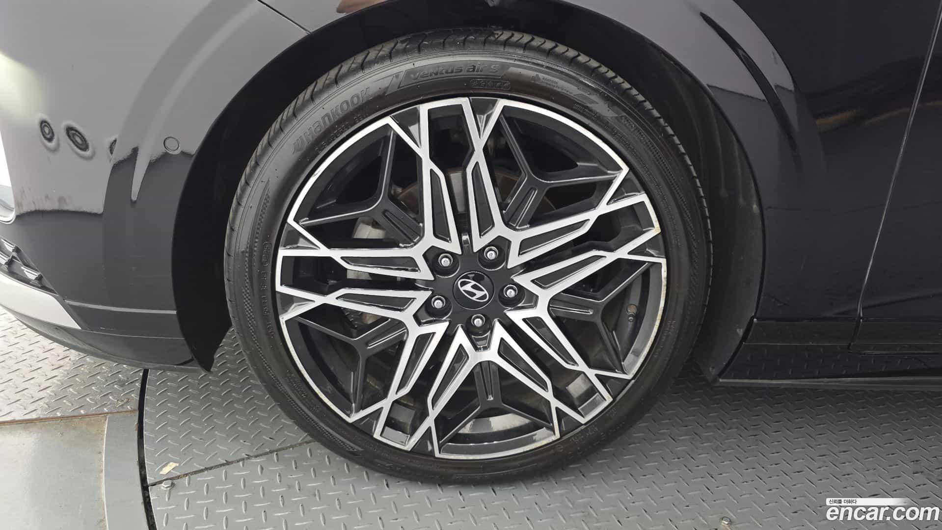Grandeur Hyundai 2022.11-OUTER-005