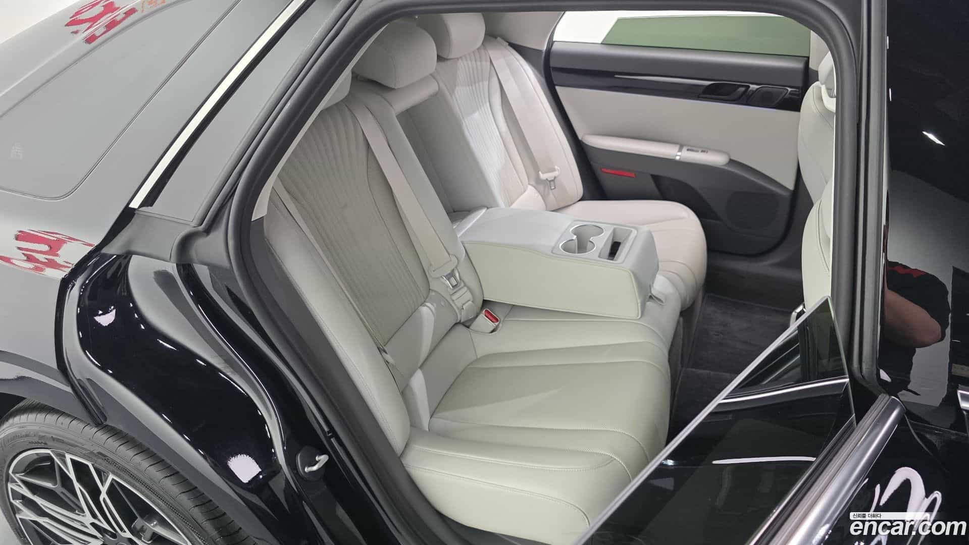 Grandeur Hyundai 2022.11-OPTION-016