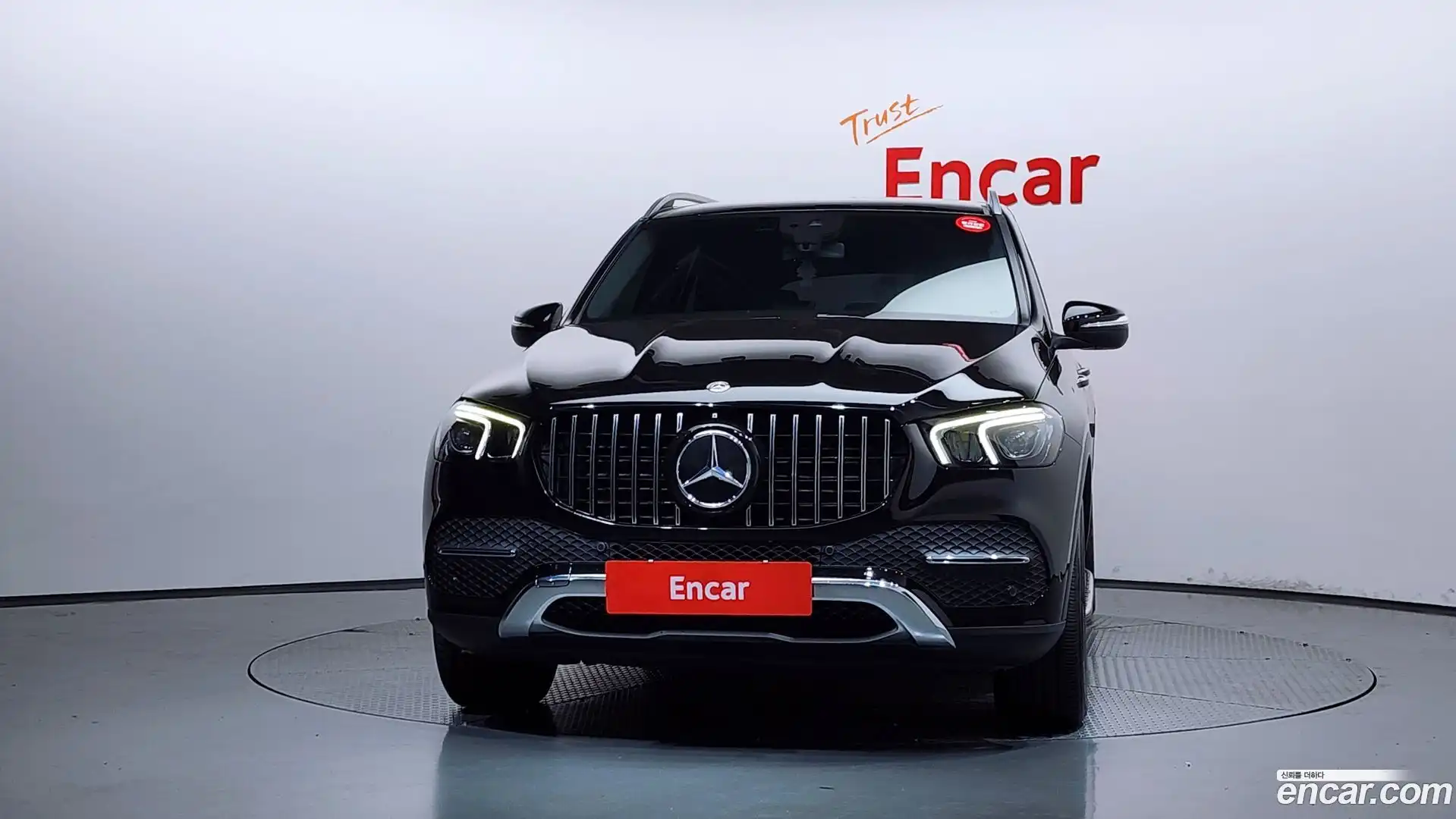GLE-Class Mercedes-Benz 2020.11-OUTER-003