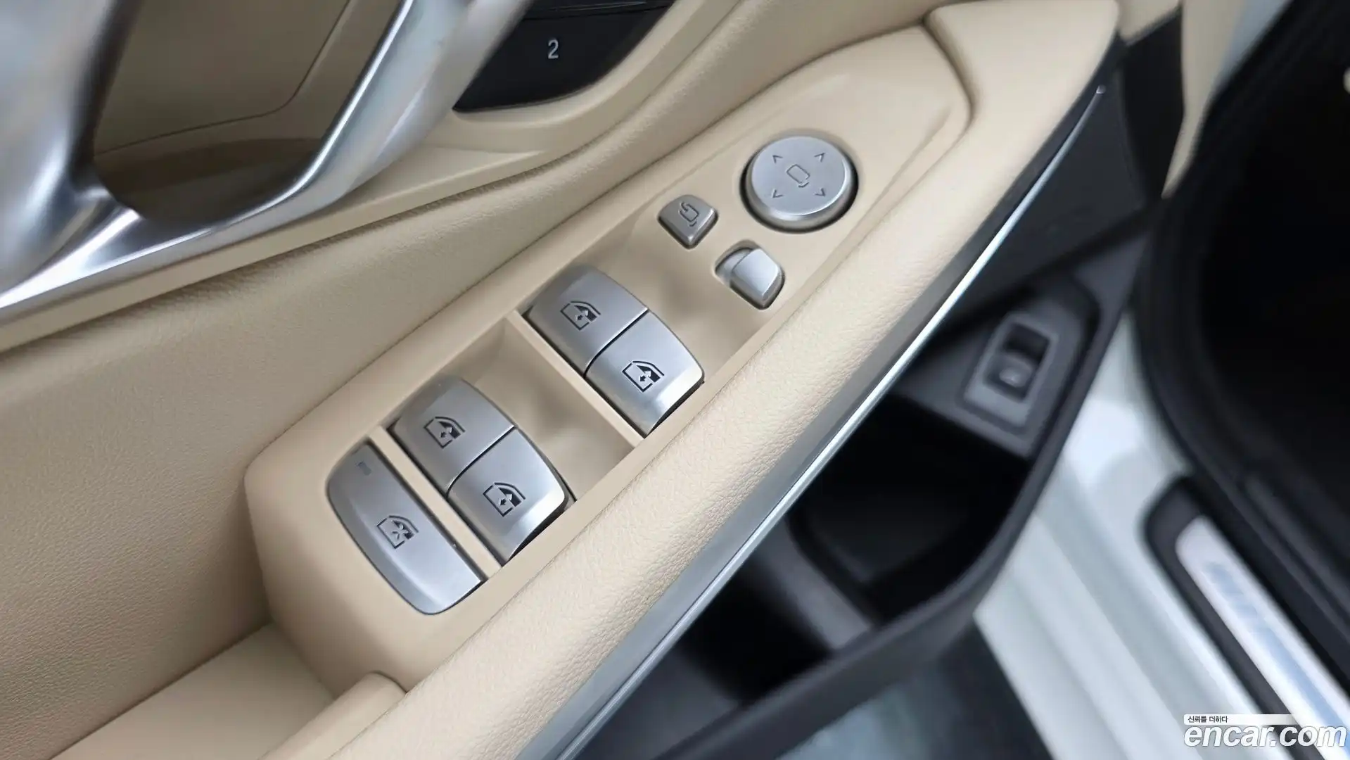 3-Series BMW 2023.9-OPTION-040