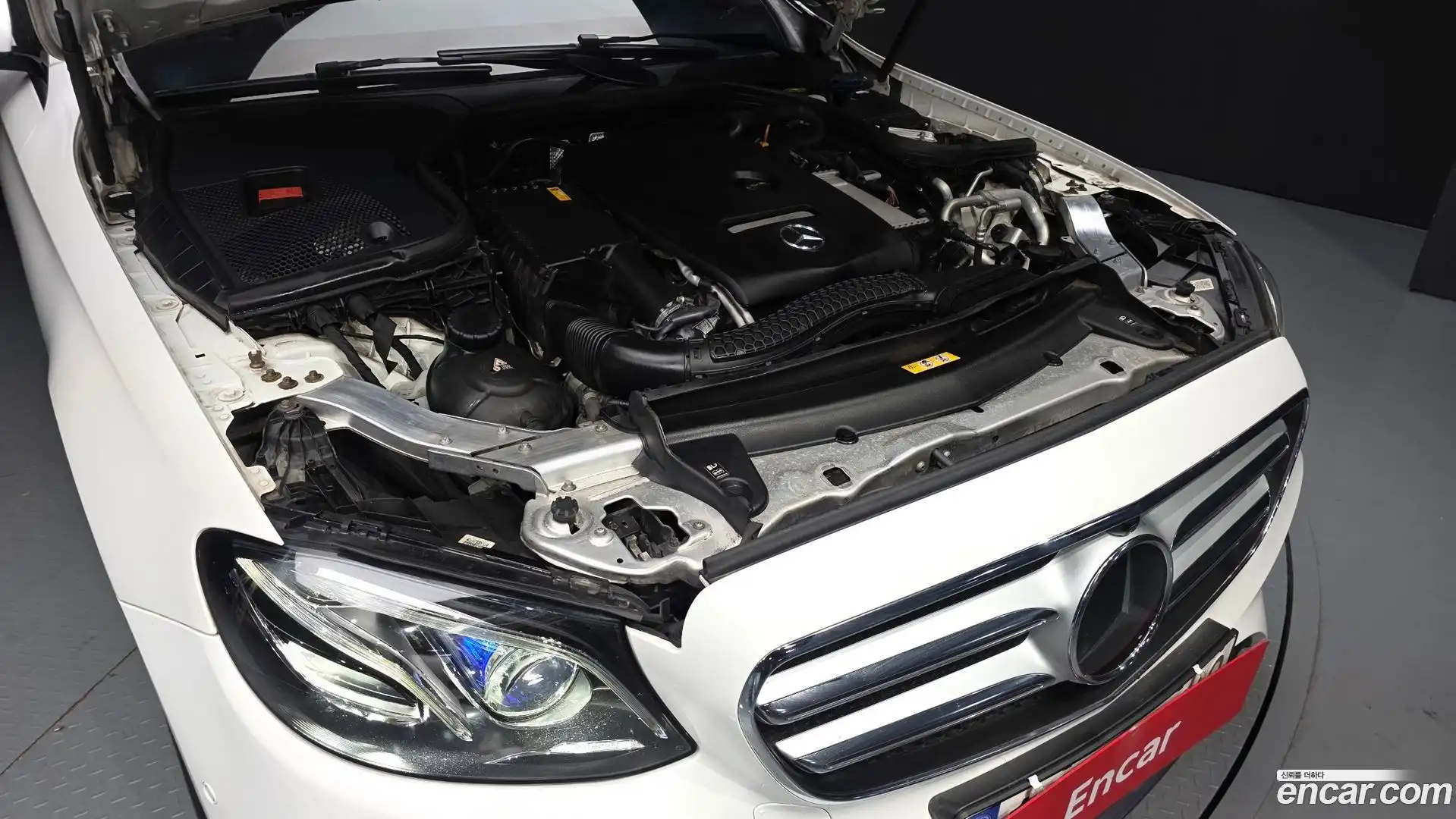 E-Class Mercedes-Benz 2020.0-OUTER-006