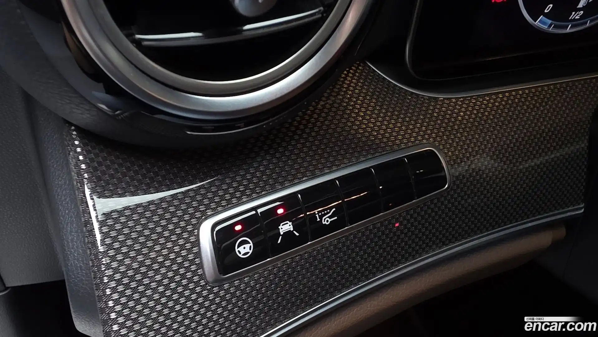 E-Class Mercedes-Benz 2020.0-OPTION-022