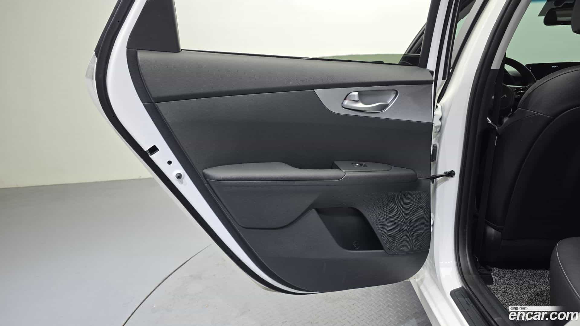 K3 Kia 2022.4-INNER-035
