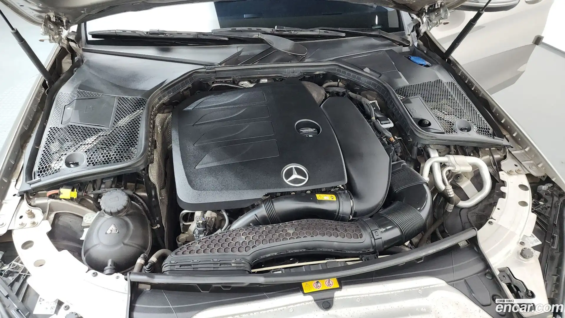 C-Class Mercedes-Benz 2019.11-OUTER-006