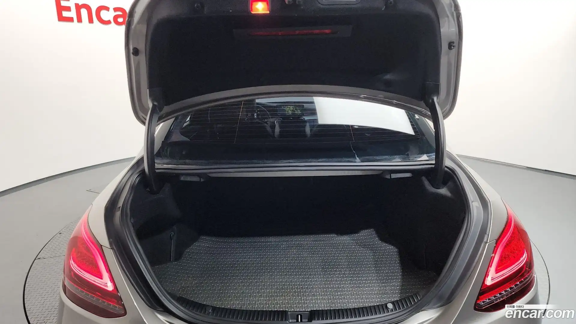 C-Class Mercedes-Benz 2019.11-OPTION-022