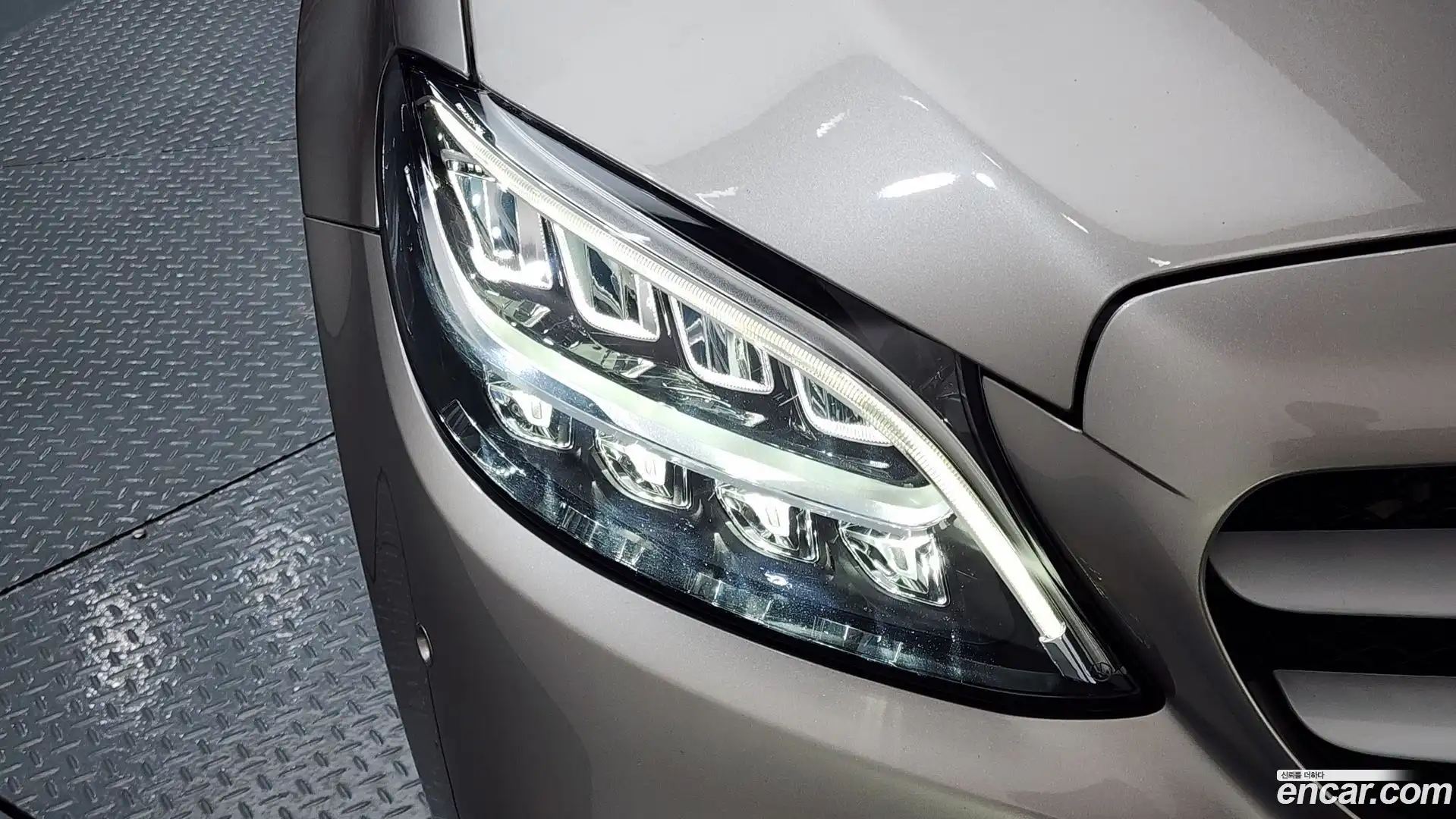 C-Class Mercedes-Benz 2019.11-OUTER-032