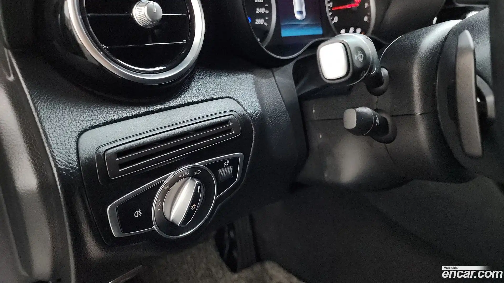 C-Class Mercedes-Benz 2019.11-OPTION-040