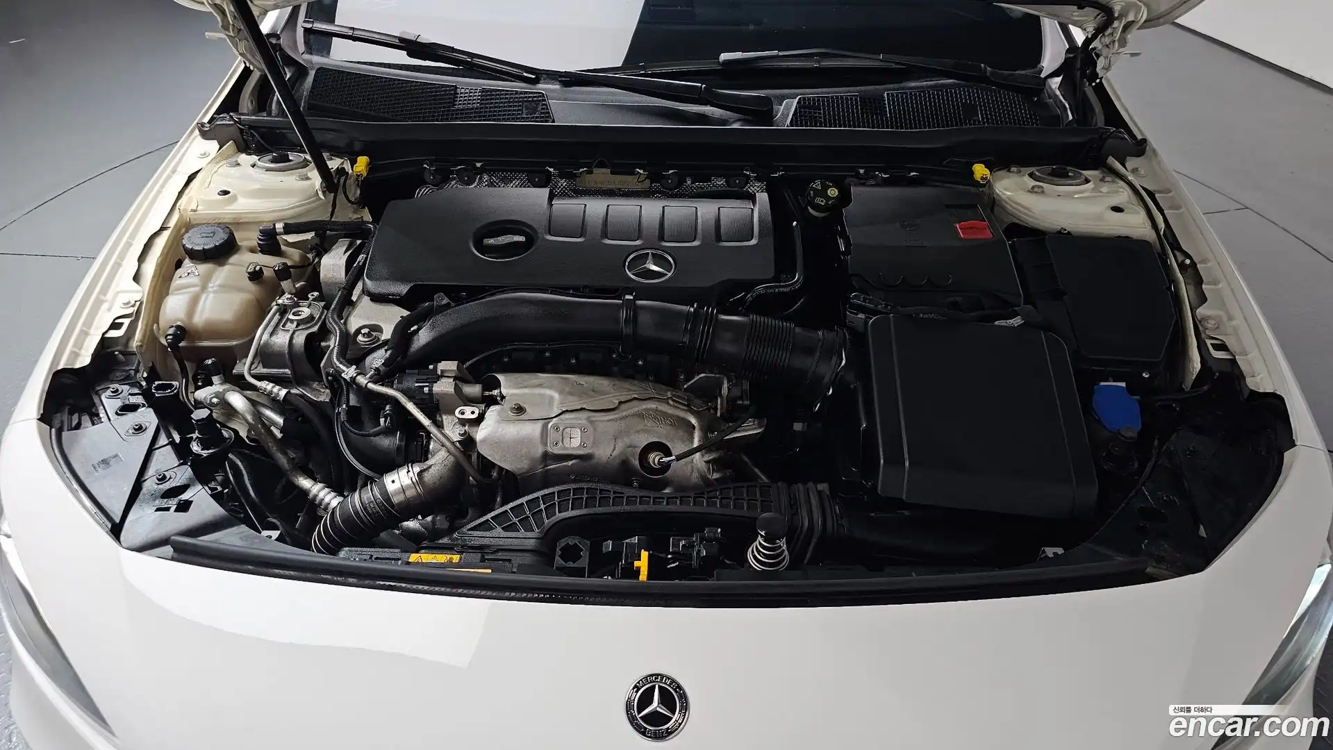 A-Class Mercedes-Benz 2019.10-OUTER-006