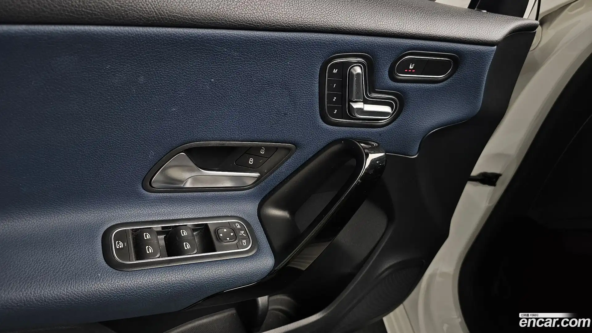 A-Class Mercedes-Benz 2019.10-OPTION-022
