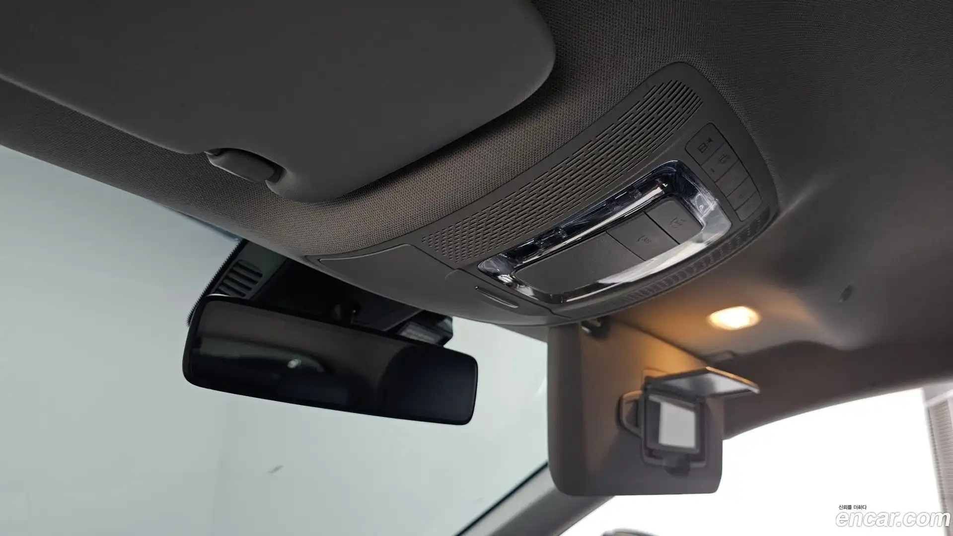 A-Class Mercedes-Benz 2019.10-OPTION-023