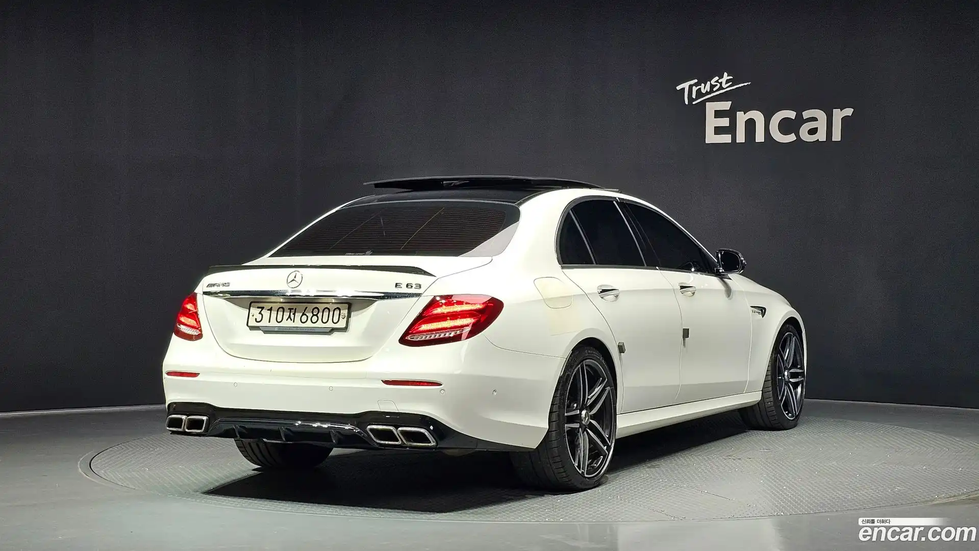E-Class Mercedes-Benz 2019.11-OUTER-002
