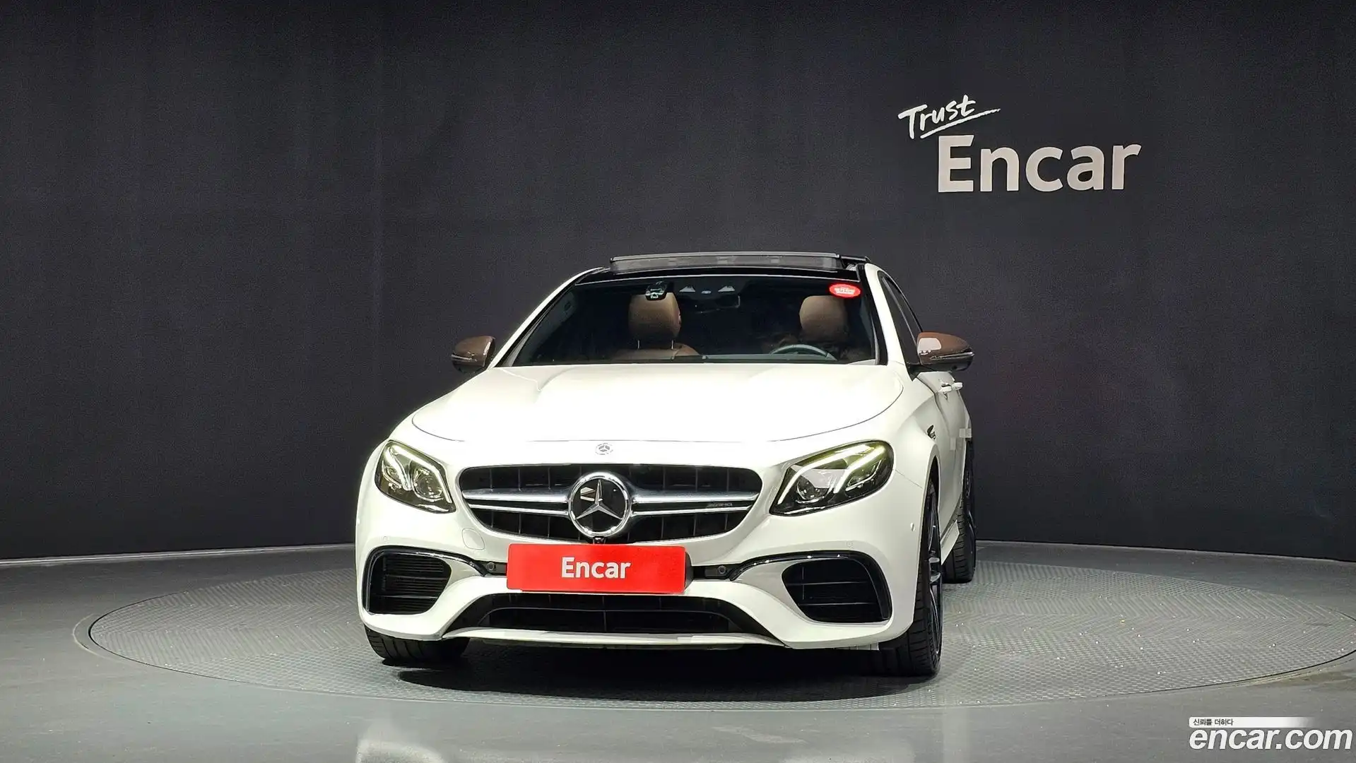 E-Class Mercedes-Benz 2019.11-OUTER-003