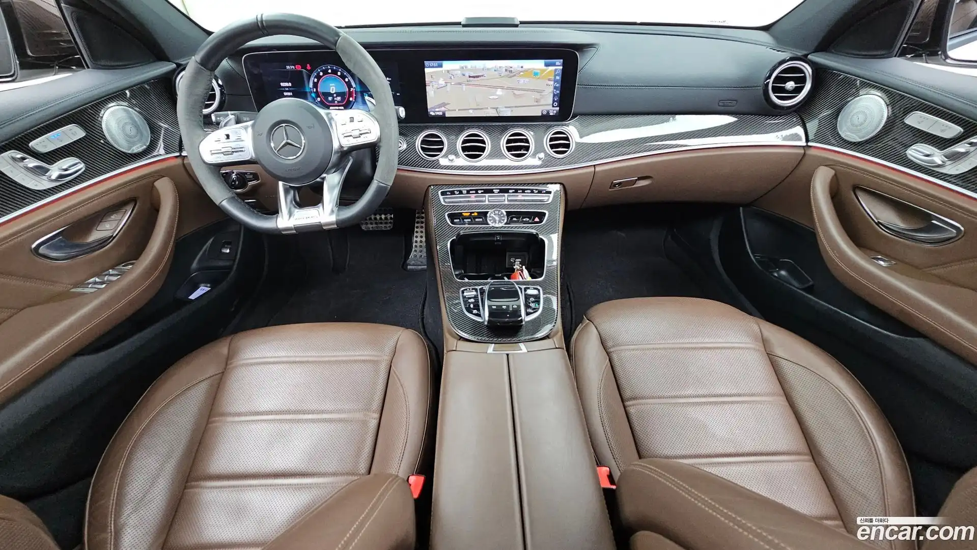 E-Class Mercedes-Benz 2019.11-INNER-007