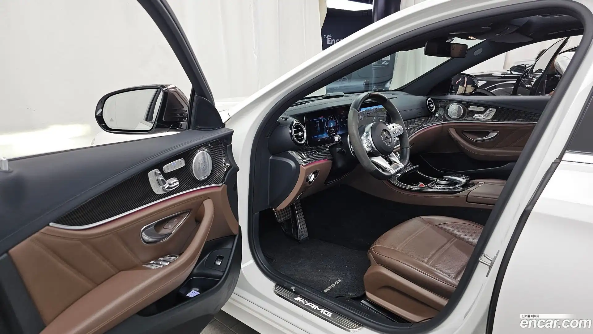 E-Class Mercedes-Benz 2019.11-INNER-010