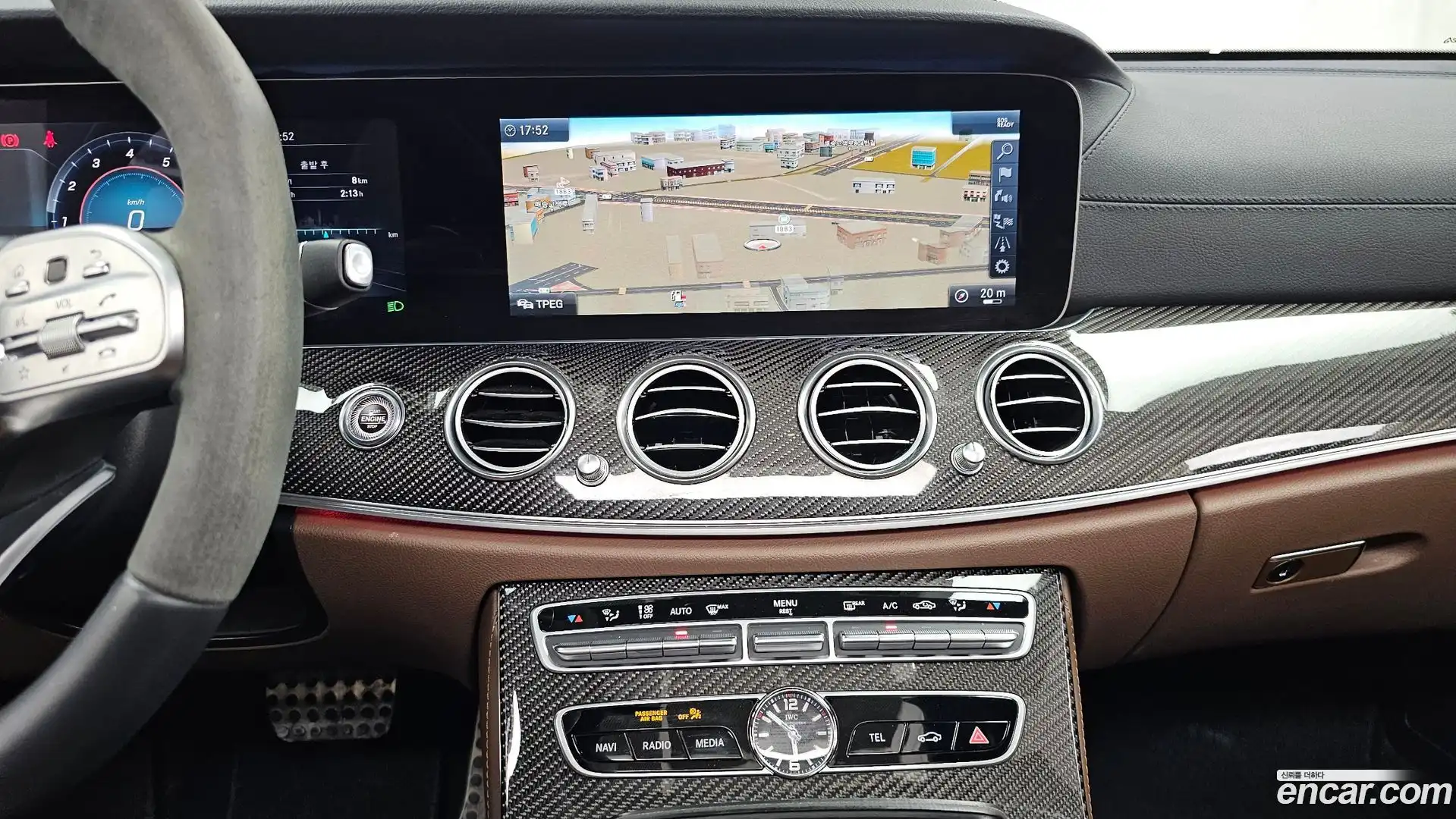 E-Class Mercedes-Benz 2019.11-OPTION-018