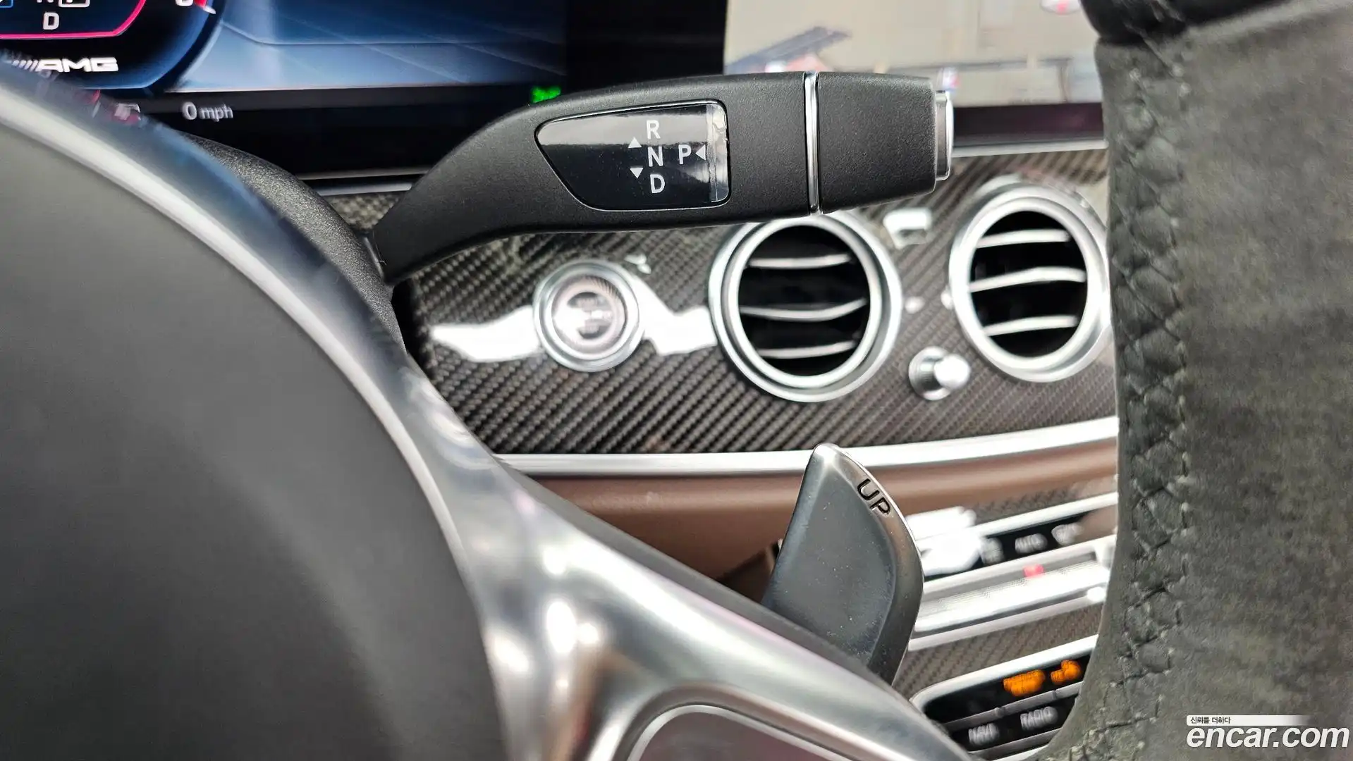 E-Class Mercedes-Benz 2019.11-OPTION-041