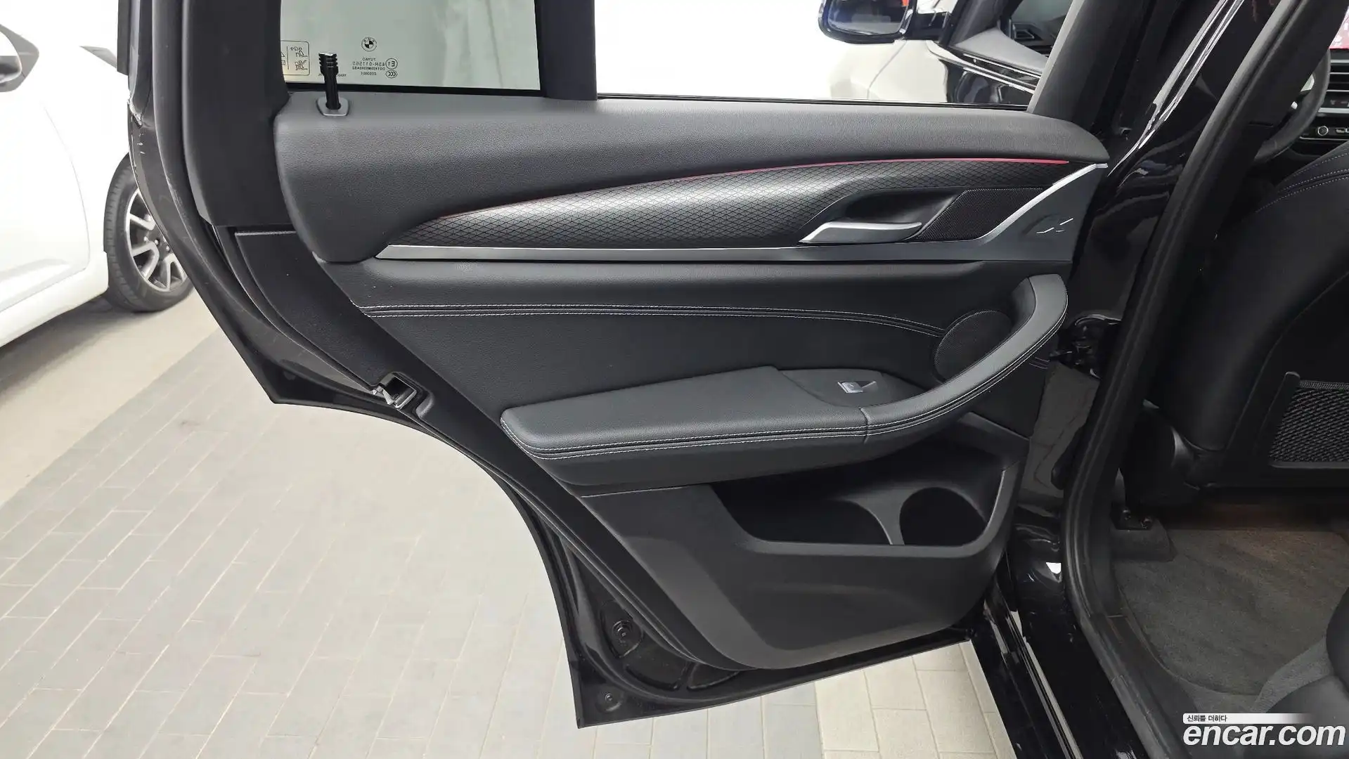 X4 BMW 2023.5-INNER-035