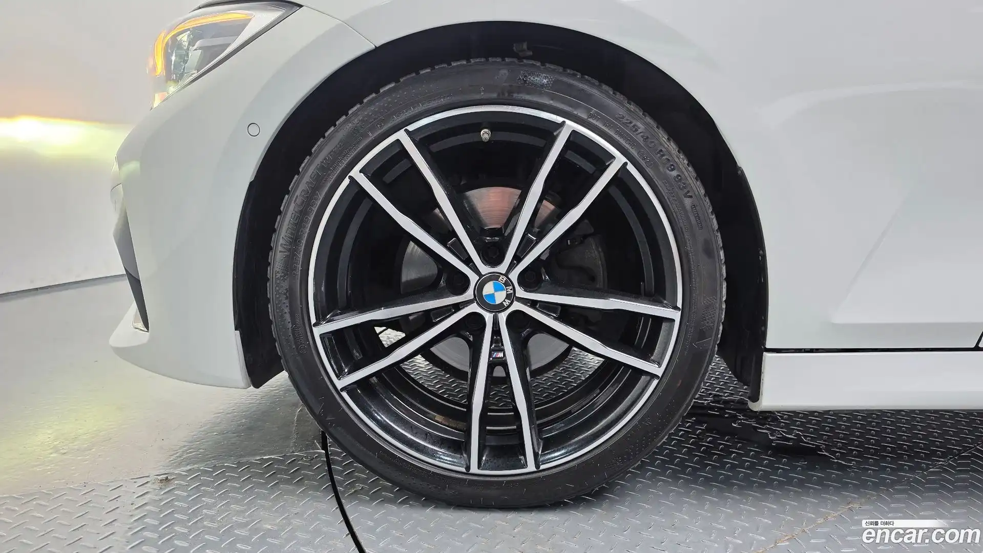 3-Series BMW 2022.5-OUTER-005