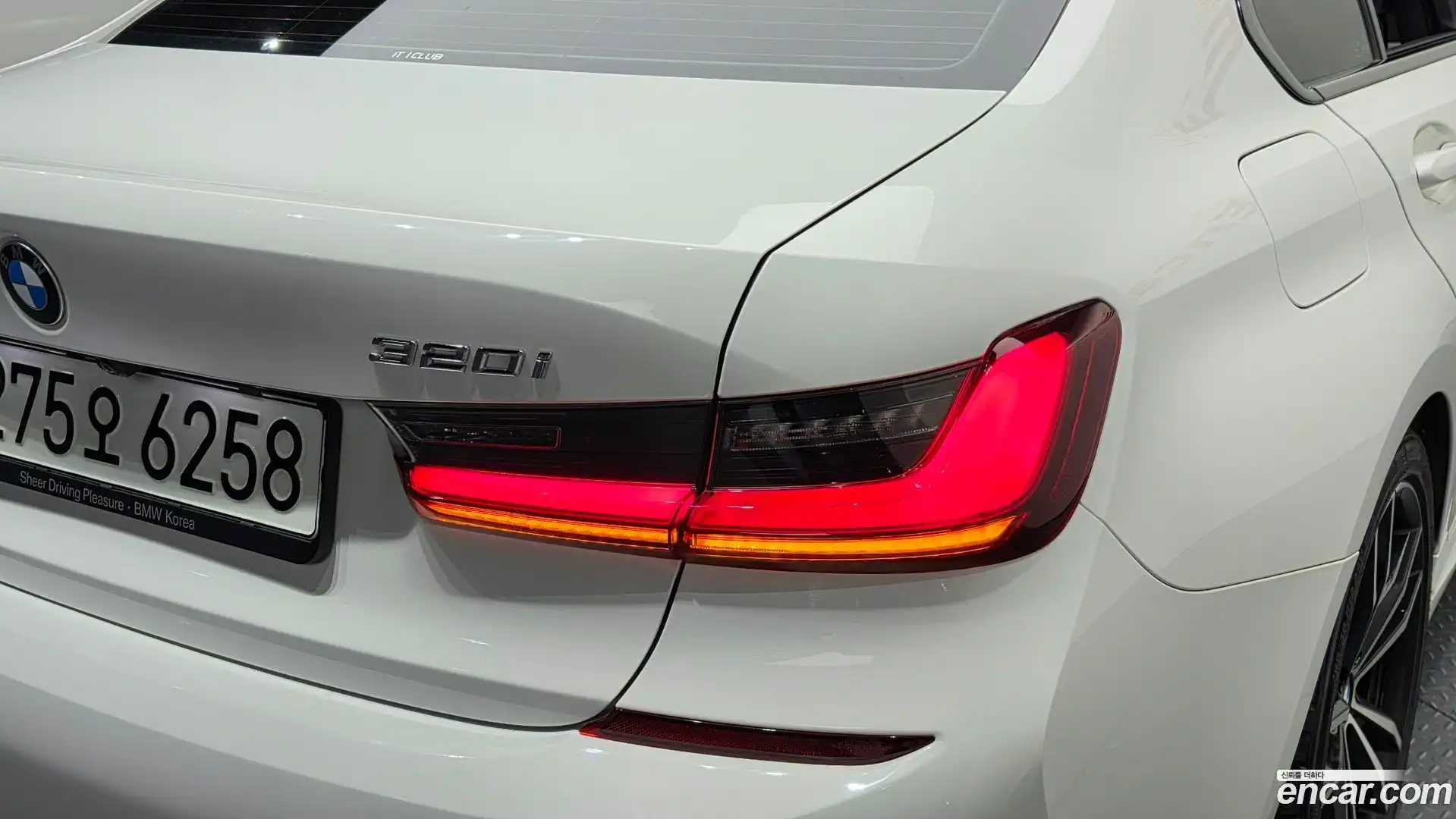 3-Series BMW 2022.5-OUTER-033