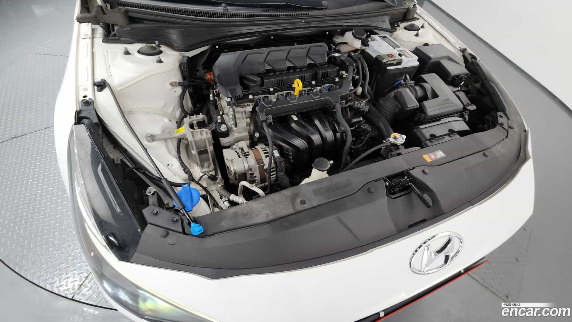 AVANTE Hyundai 2020.10-OUTER-006