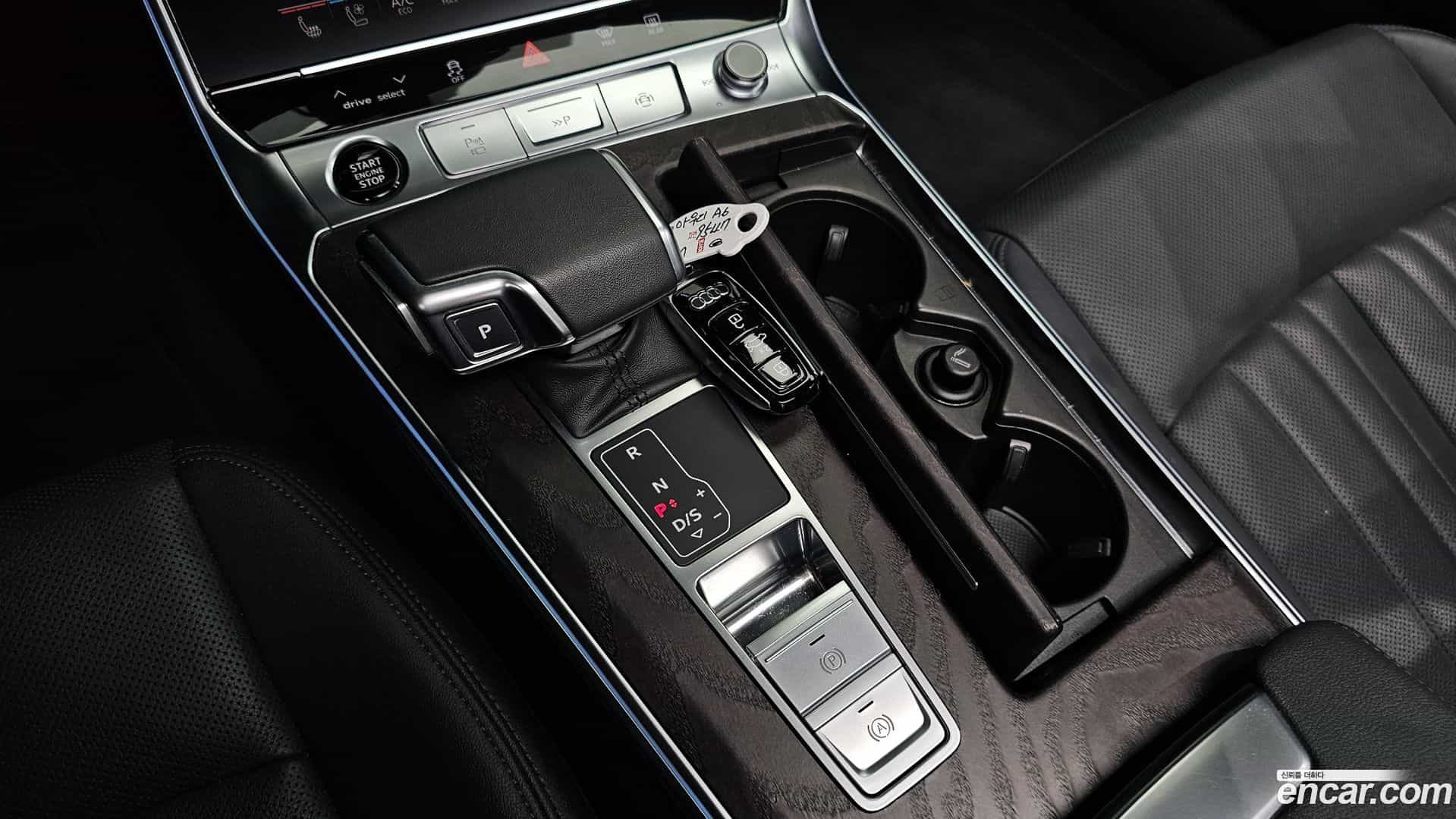 A6 Audi 2022.11-INNER-009