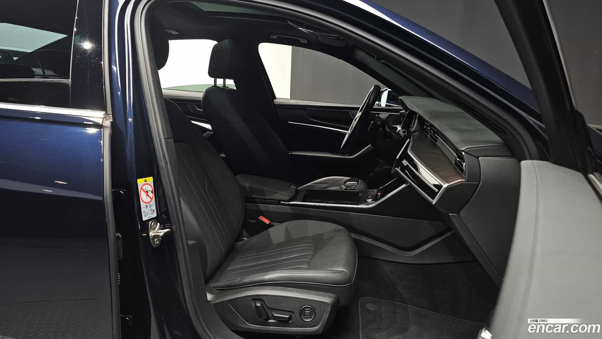A6 Audi 2022.11-INNER-010