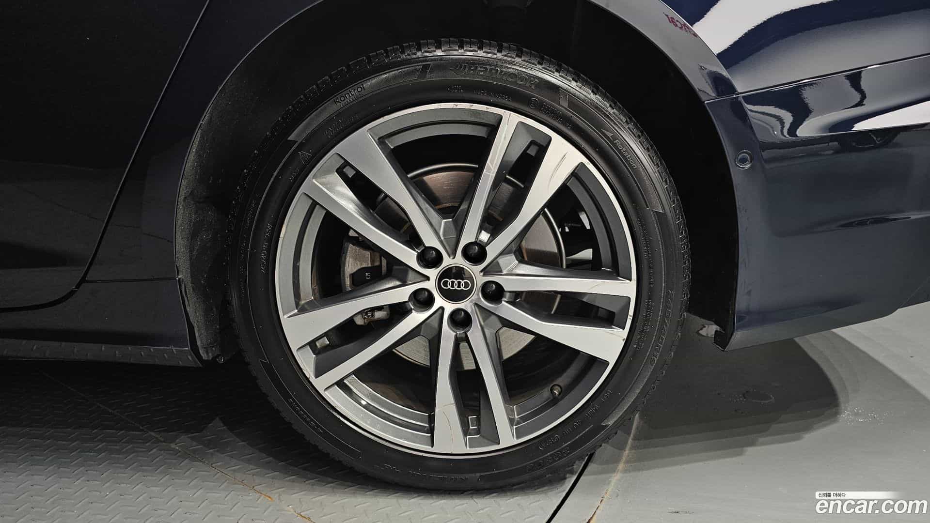 A6 Audi 2022.11-OUTER-031