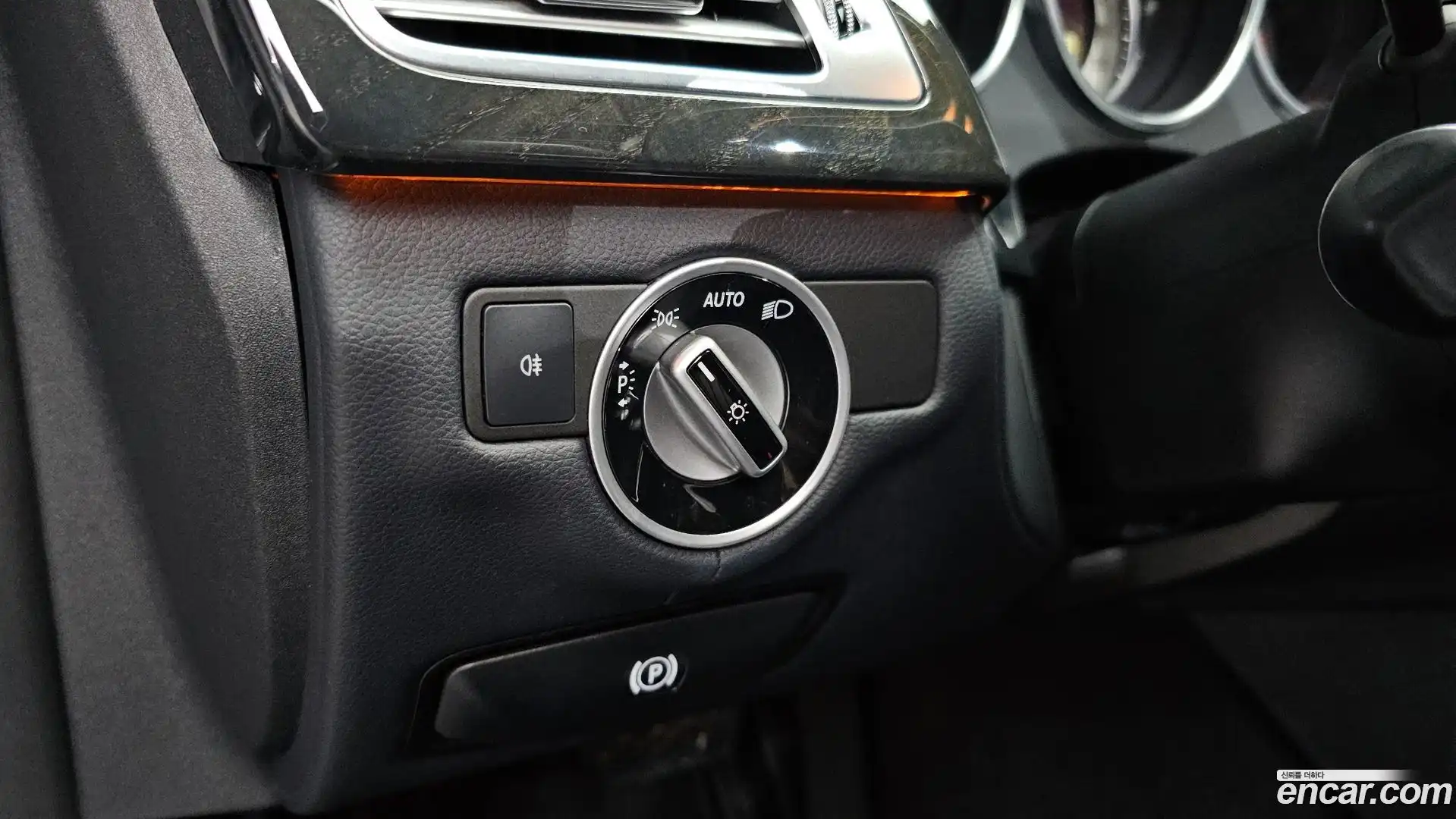 CLS-Class Mercedes-Benz 2012.5-OPTION-022