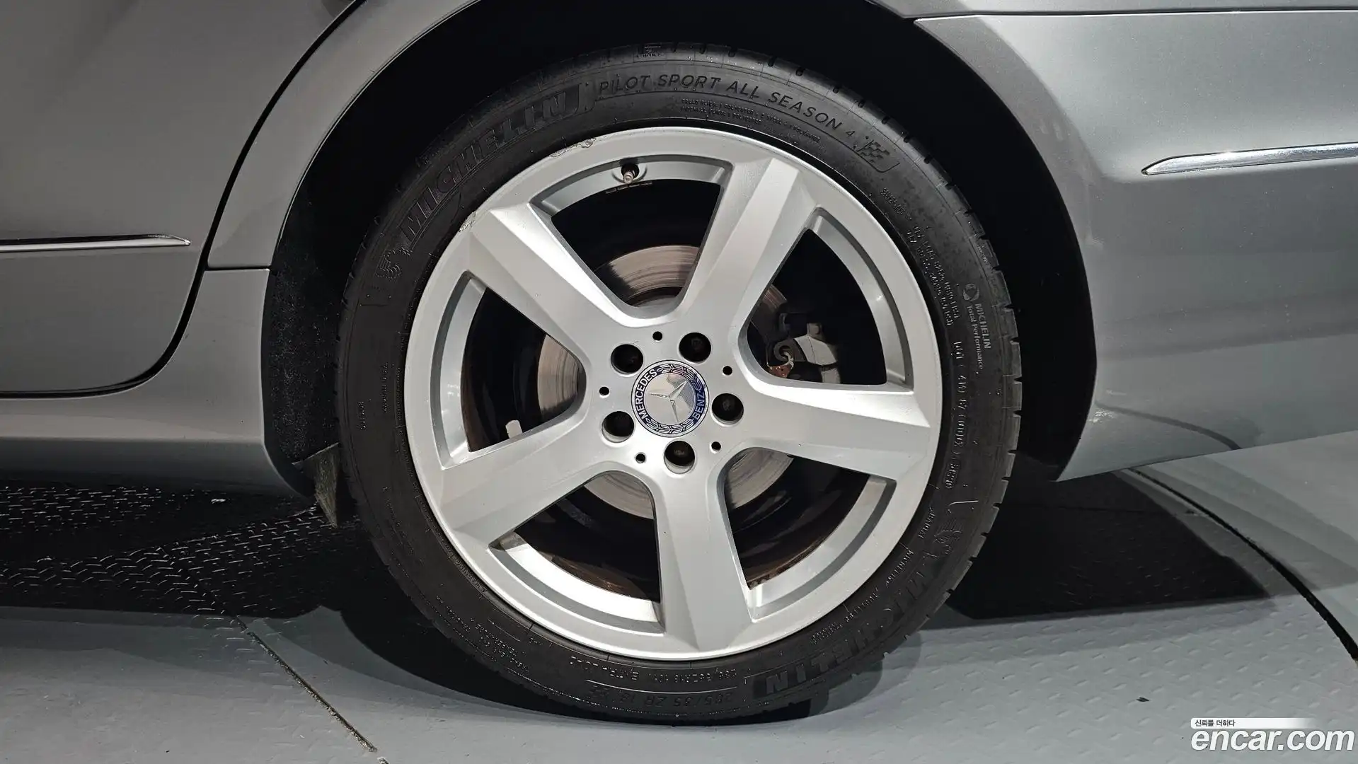 CLS-Class Mercedes-Benz 2012.5-OUTER-031